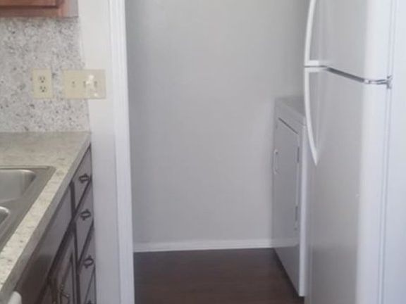 4th image of 68105 NW Willow Springs Dr