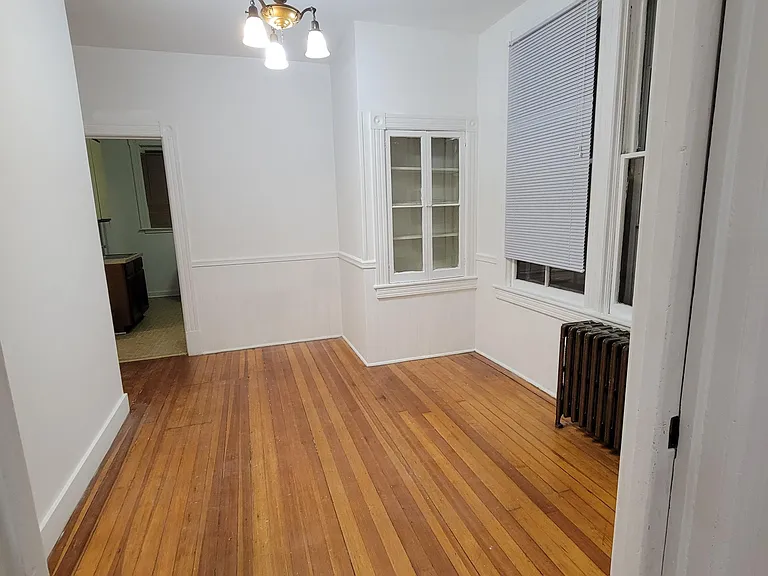 144 6th Ave #2 — Photo 3