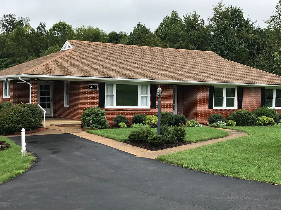 1st image of 405 Breezewood Dr
