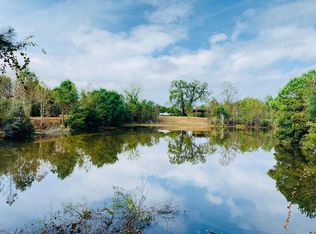 Wards Rd, Rose Hill, NC 28458