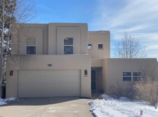 2050 Torreon, Los Alamos, NM 87544