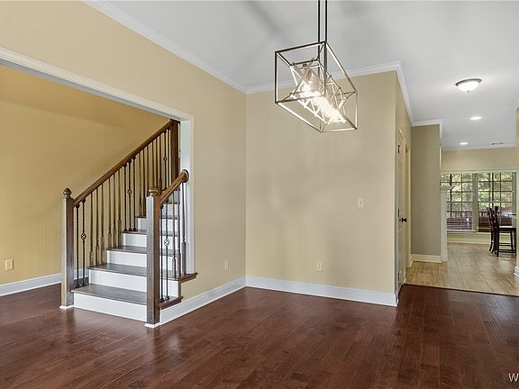 5th image of 14016 Ash Grove Ln