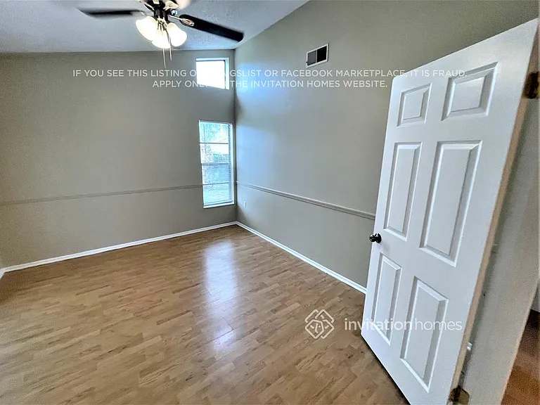 7328 Bent Oak Dr — Photo 13