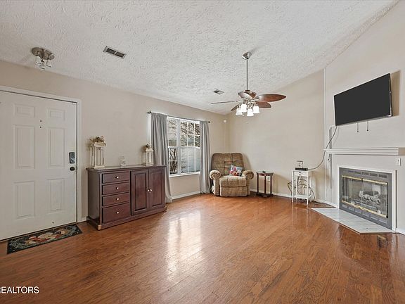 5th image of 7511 Kilbridge Dr