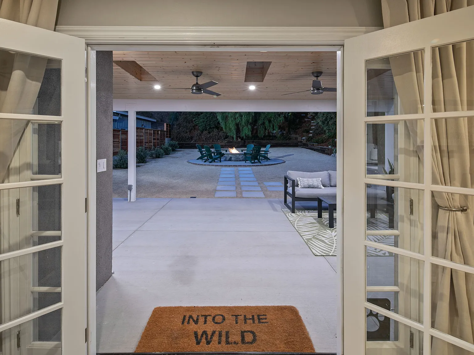 1648 El Prado Avenue — Photo 4