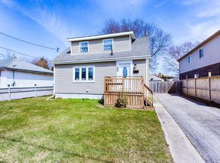 6548 Montrose Rd, Niagara Falls, ON L2H1M2