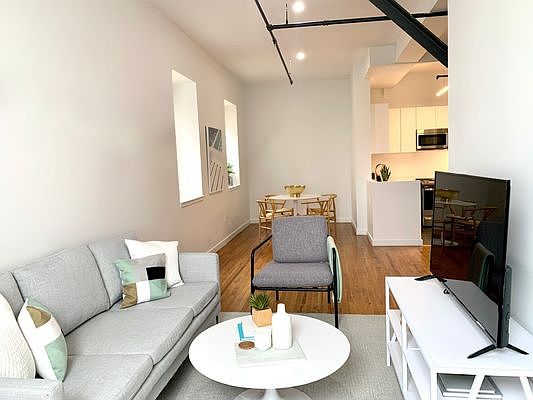 4th image of 275 Park Ave #4GG