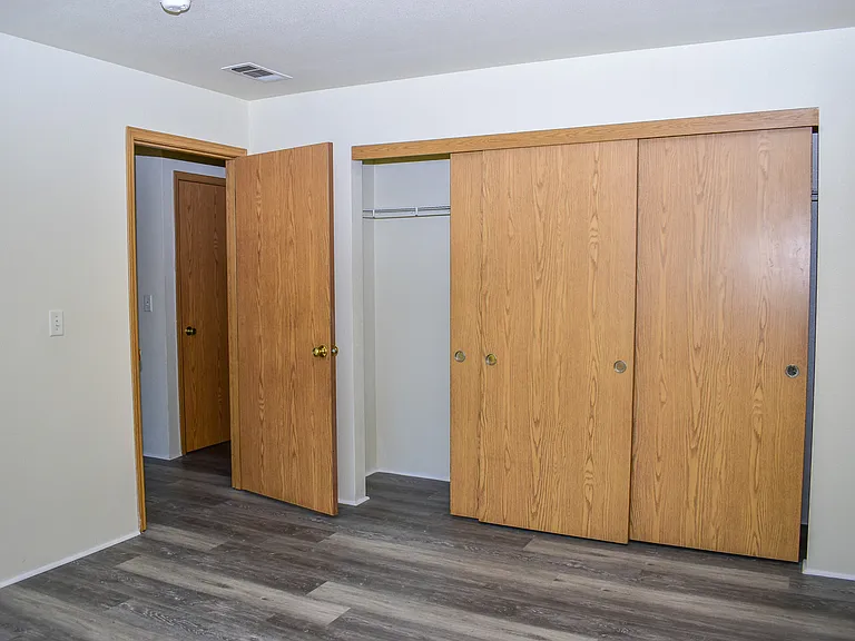 517 Western Ave #19 — Photo 4
