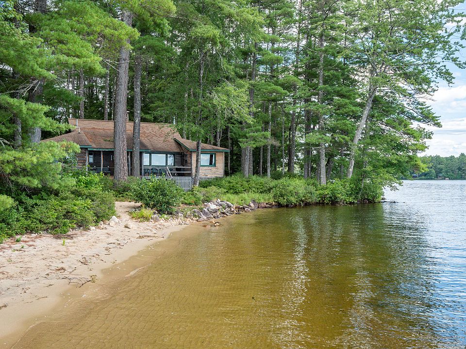 2nd image of 96 N Bridgton Rd