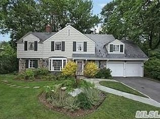 15 Kensett Rd, Manhasset, NY 11030