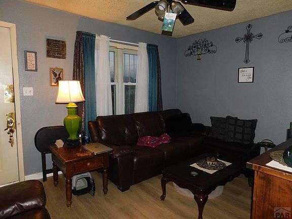 2nd image of 1214 Deane Ln
