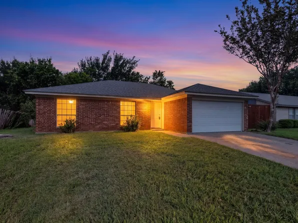 5908 Willow Valley Dr, Arlington, TX 76017