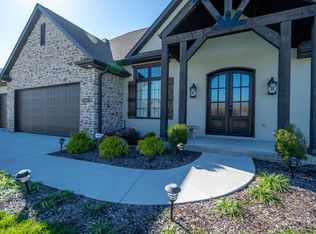 2101 Bates Creek Dr, Columbia, MO 65201