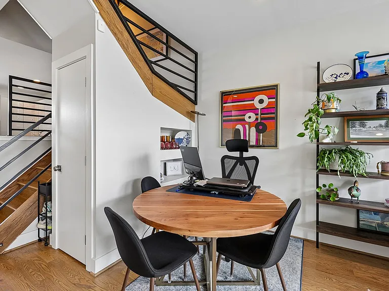 619 Harvard St NW #2 — Photo 9