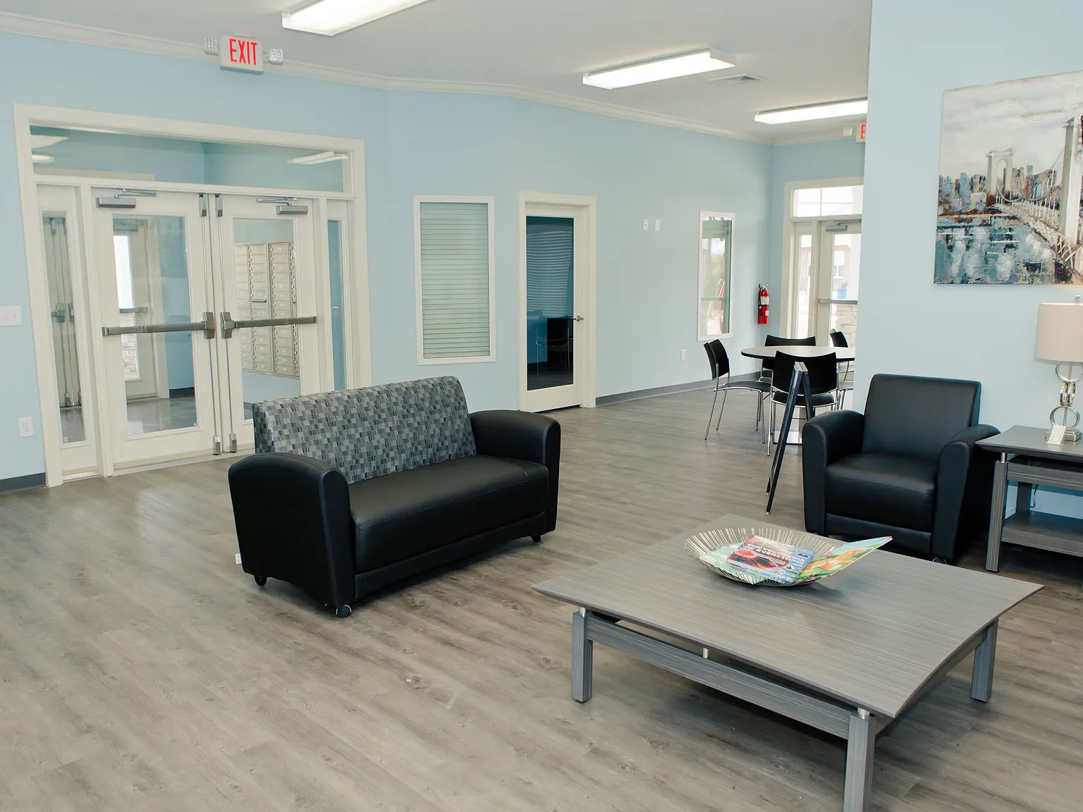 Sumner Gardens Court Apartments — Photo 3
