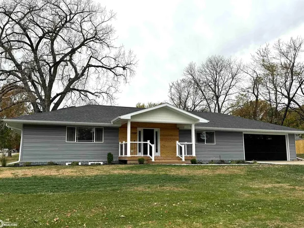 1100 N Division St, Creston, IA 50801