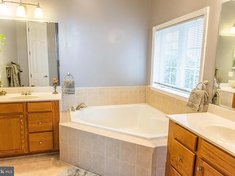 13079 Greg Roy Ln — Photo 19