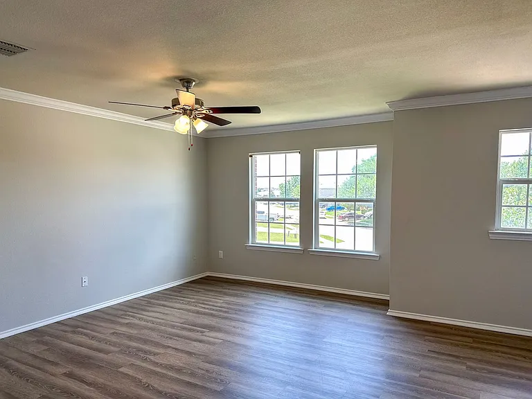 5049 Mosaic Dr — Photo 15