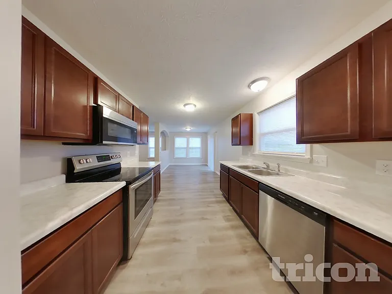 3338 Deerbrook Dr — Photo 6