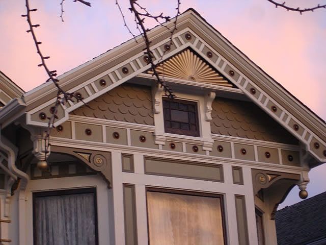2nd image of 1424 Magnolia St