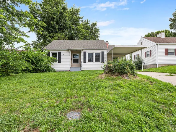 3117 Charles St, Saint Joseph, MO 64501