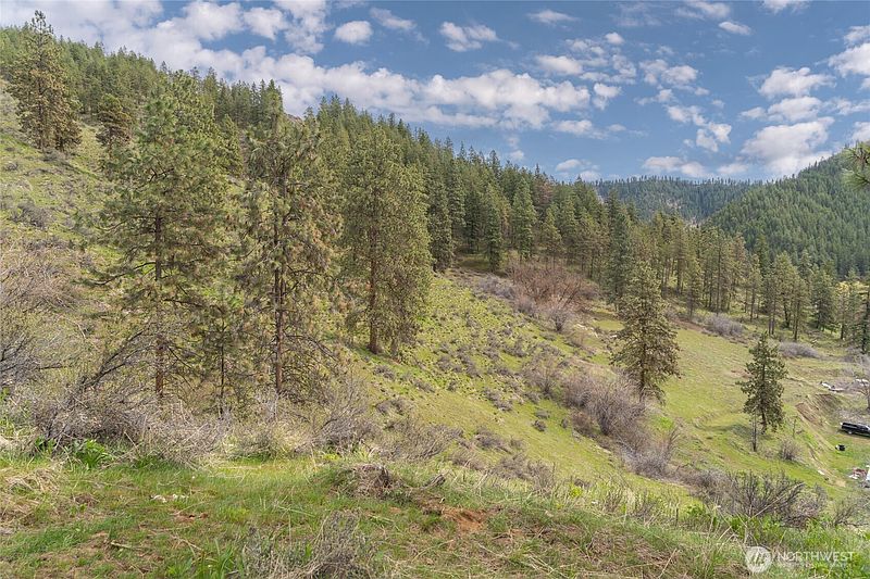 3rd image of 4681 Brisky Canyon Road