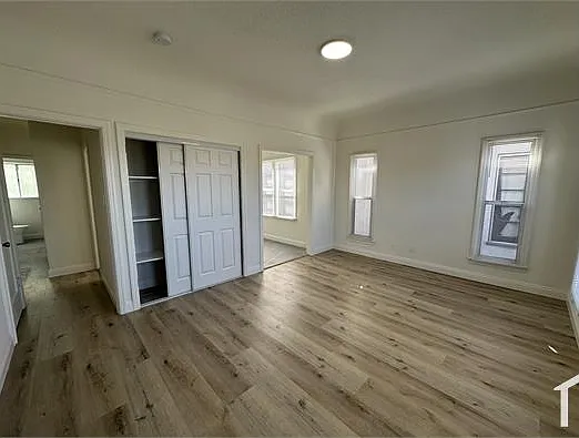 4506 S Hoover St — Photo 5