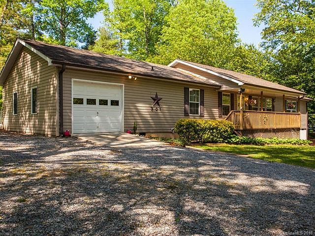 1st image of 301 Causby Ln