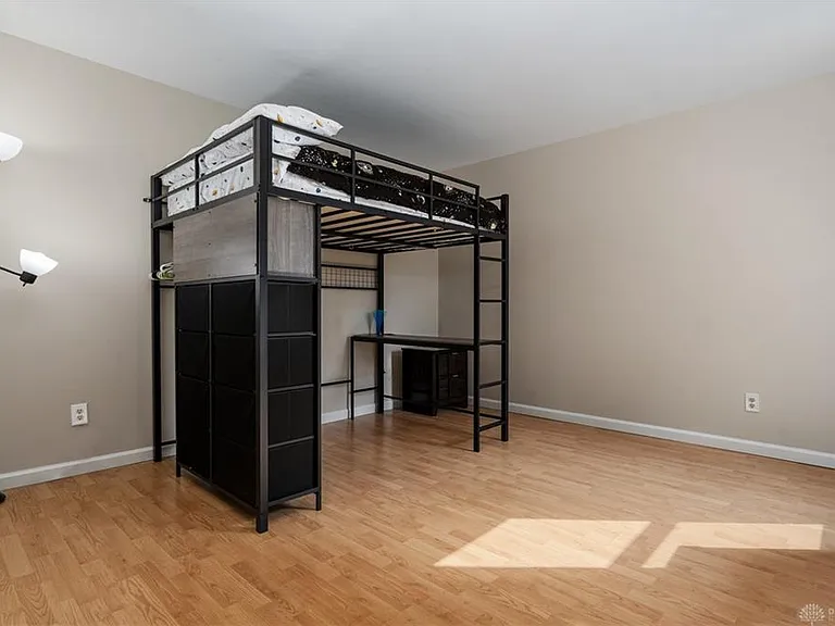 6840 Coronado Cir — Photo 37
