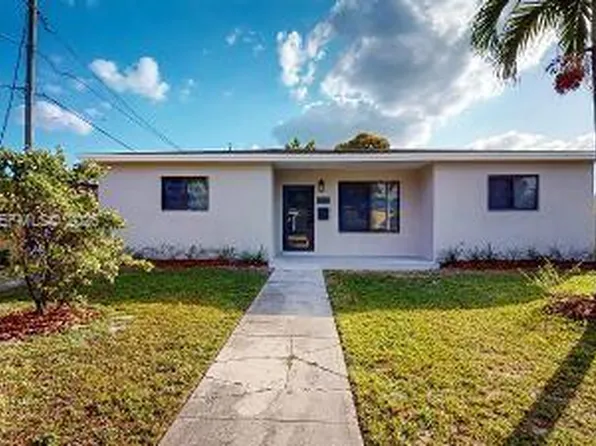 830 NE 171st St, North Miami Beach, FL 33162