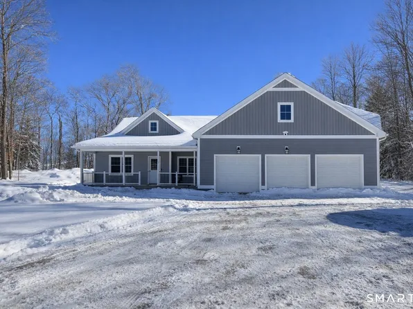 3 Quinns Way, East Hampton, CT 06424