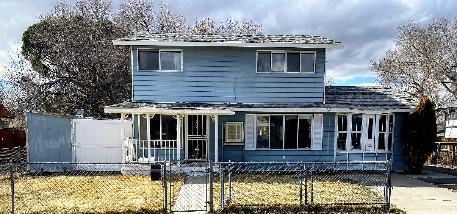 3 bed, 1.5 bath, 1536 sqft, $2,400 — Photo 1