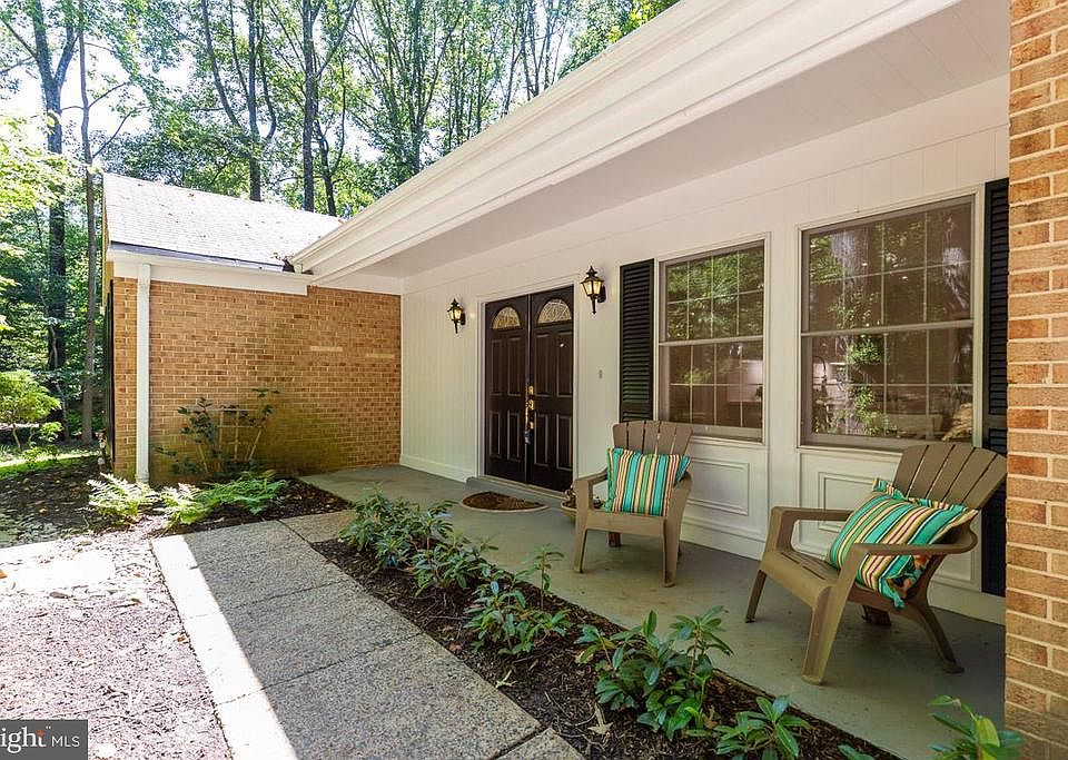 Welcoming front porch