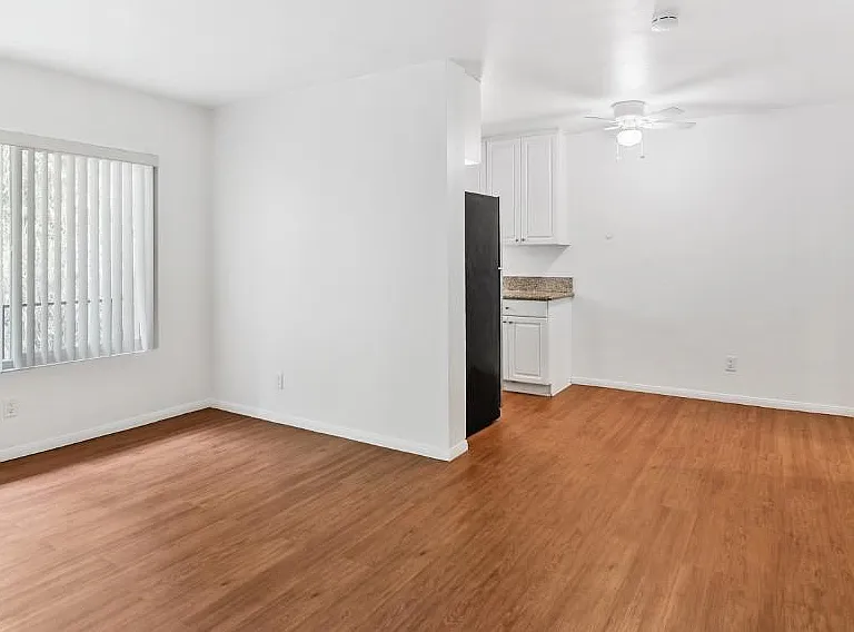 4136 Louisiana St #6 — Photo 12