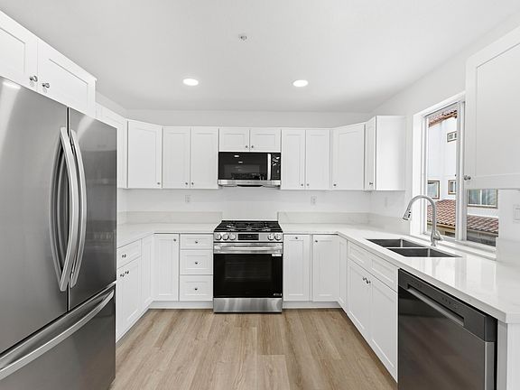 2nd image of 10368 Wateridge Cir Unit 332