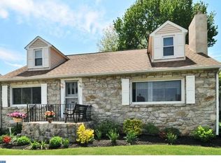 1028 Walnut St, Coatesville, PA 19320
