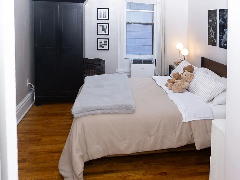 556 Lyon St NE #2 — Photo 11