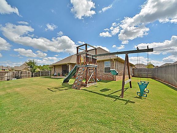 5th image of 19517 Brookshire Ct