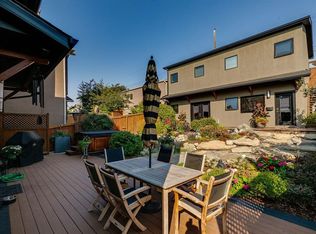 954 SW Drury Ave NE, Calgary, AB T2E0M2