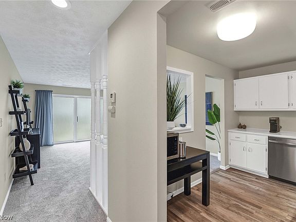 4th image of 2021 King James Pkwy APT 102