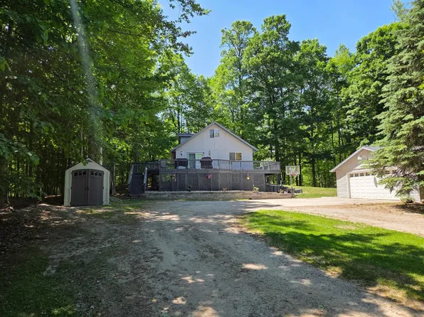 594 Tall Timber Trl, West Branch, MI 48661