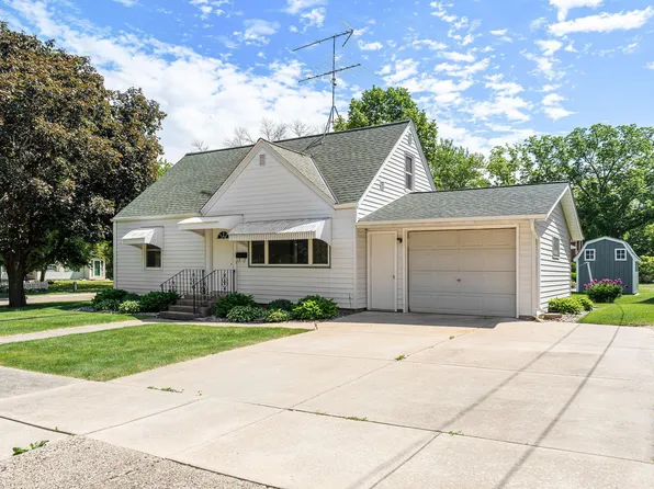 227 5th Ave NE, Faribault, MN 55021