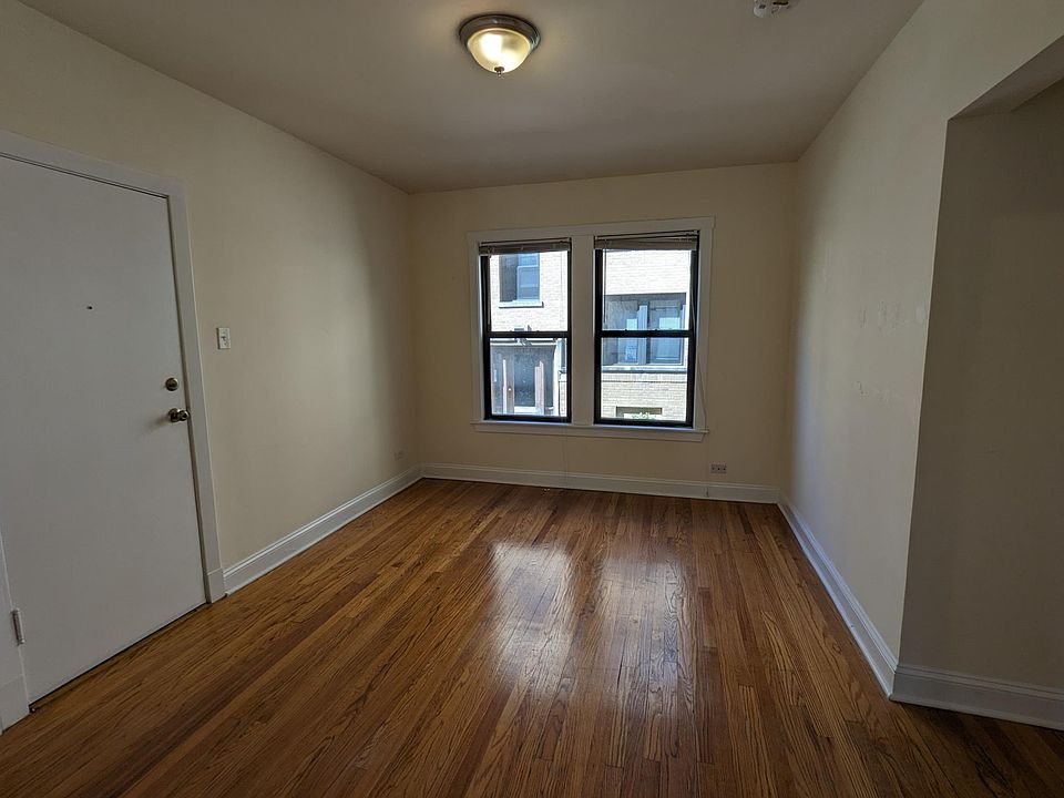 1st image of 2613 N Spaulding Ave #1