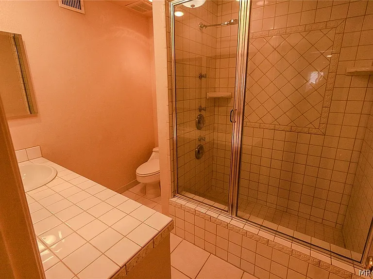 664 Barret Way — Photo 35