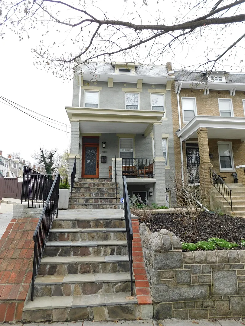 Beautiful, Fully Remodeled 1 BD 1 BA English Basement in Petworth, NW DC — Photo 2
