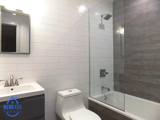 Rented by Blue Egg Realty Corp | media 37