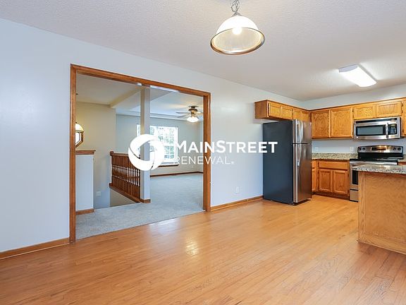 5th image of 2215 Glenside Rd