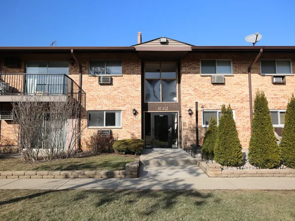 832 E Old Willow Rd APT 105, Prospect Heights, IL 60070