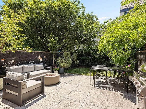 316 Carroll St APT 1, Brooklyn, NY 11231