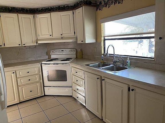 2nd image of 153 Bonny Shores Dr #153